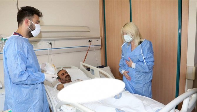 Türkiye'nin çift kol nakli yapılan 5. hastası Ayılmazdır kollarını kullanacağı günü bekliyor