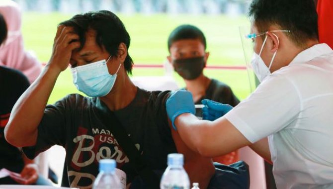 Endonezya'da Kovid-19 kısıtlamaları bir hafta daha uzatıldı