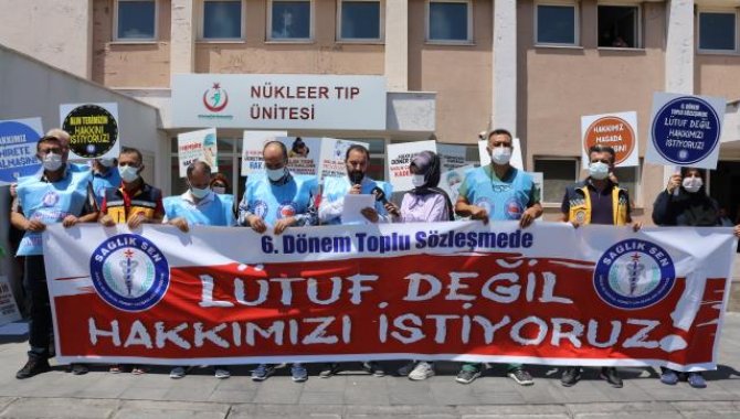 Nevşehir'de Sağlık-Sen üyeleri "6. Dönem Toplu Sözleşme Görüşmeleri" öncesi taleplerini açıkladı