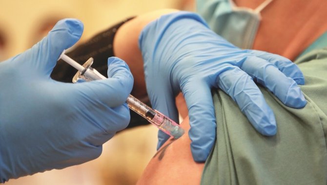 Samsun'da Kovid-19 aşı kampanyası kapsamında 1 günde 50 bin 35 kişiye ulaşıldı