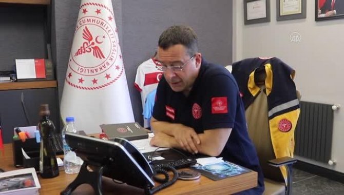 Trabzon'da Kovid-19 aşısı olmak istemeyen vatandaşı İl Sağlık Müdürü ikna etti