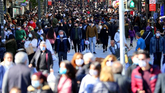 Her 100 bin kişide görülen Kovid-19 vaka sayısı üç büyükşehirde de arttı