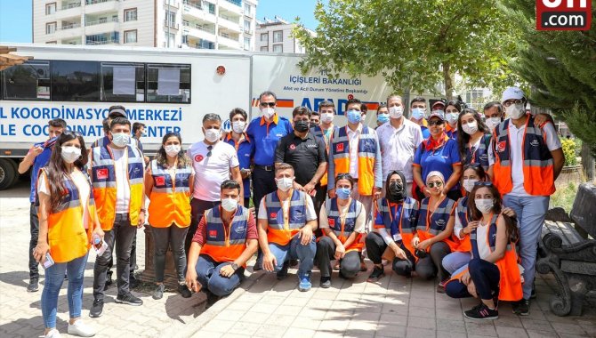 Diyarbakır'da Kovid-19 vakalarındaki yükseliş nedeniyle sahadaki sağlıkçı sayısı artırıldı
