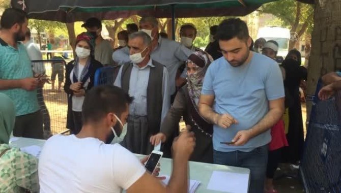 Kızıltepe'de aşı standı kuruldu