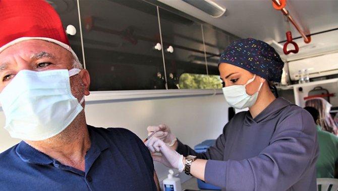 Kovid-19 aşılama oranı en düşük il Şanlıurfa'daki hastanelerde yoğunluk artıyor