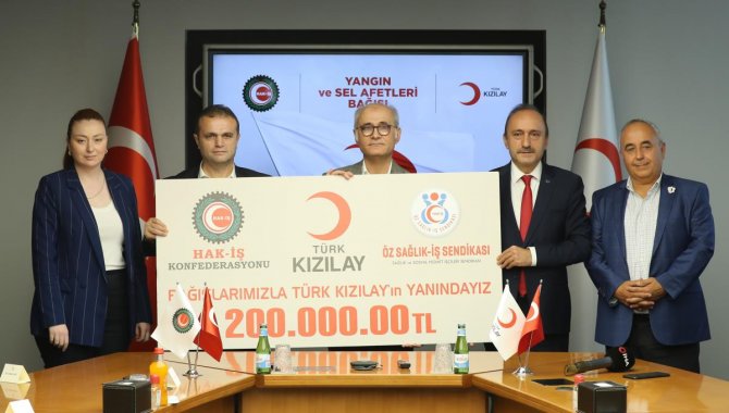 Hak-İş selzedeler için Türk Kızılaya bağışta bulundu