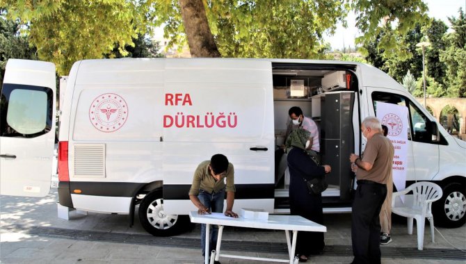 Kovid-19 aşılama oranı en düşük il Şanlıurfa'da aşı ekipleri gençlere yöneldi