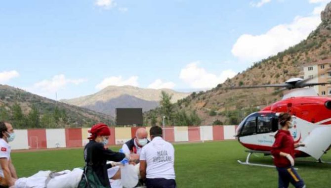 Ambulans helikopter Gümüşhane'deki entübe hasta için havalandı