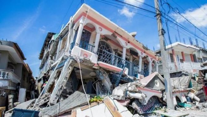 Japonya'dan Haiti'deki depremzedelere 3,25 milyon dolarlık acil yardım