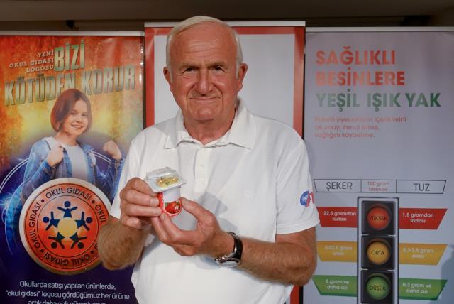 Türk Böbrek Vakfı, okul kantinlerinde "okul gıdası logolu" ürün denetimi yapılmasını istedi
