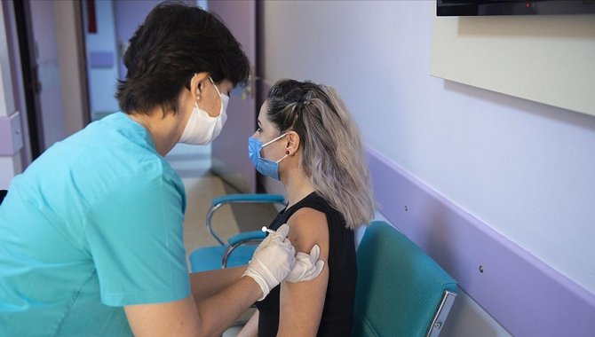 "Mavi" kategoriye yakın Tunceli'de aşı çalışmalarına hız verildi