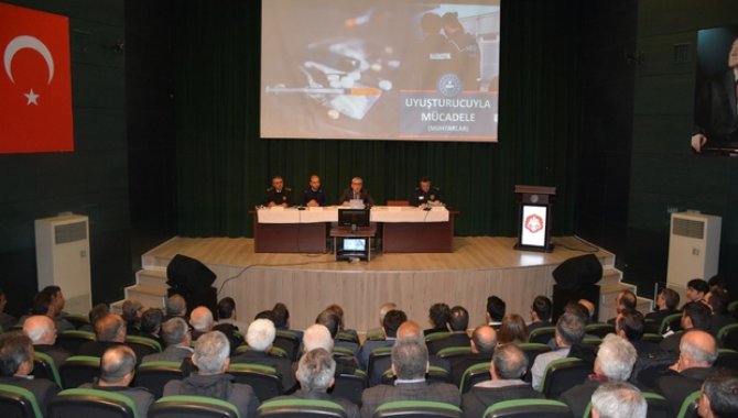 Niğde'de bağımlılıkla mücadele toplantısı yapıldı