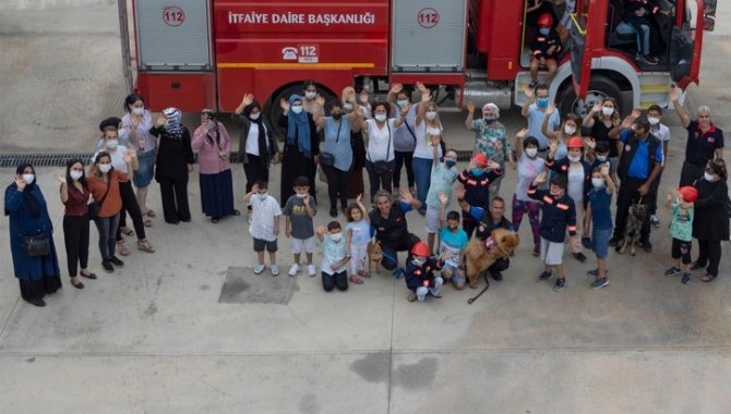 Mersin'de özel gereksinimli çocuklar, bir günlük itfaiyeci olma sevinci yaşadı