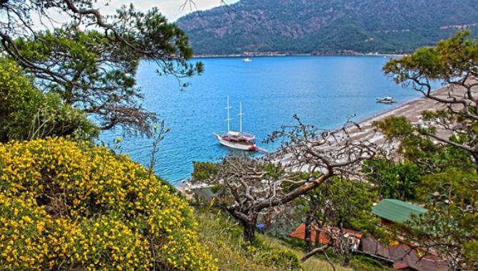 Şirin Bir Kasabada Tatil Yapmak İsteyenlere: Adrasan