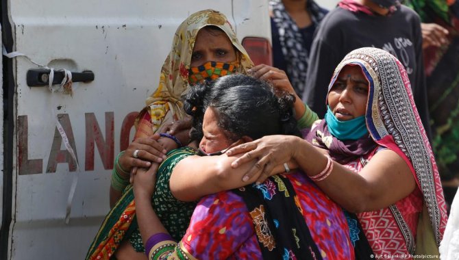 Hindistan ve Bangladeş'te Kovid-19 salgınına dair gelişmeler