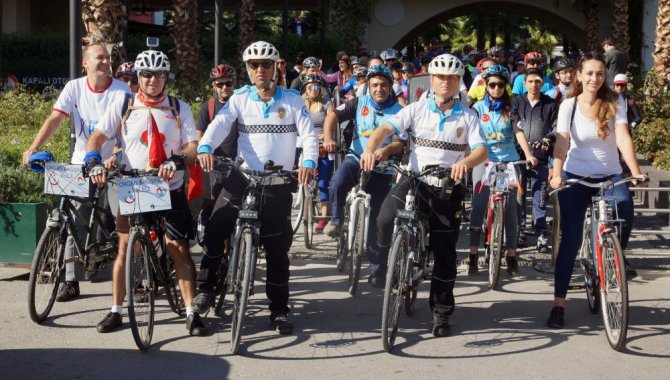 İzmir'de organ bağışına bisikletli destek