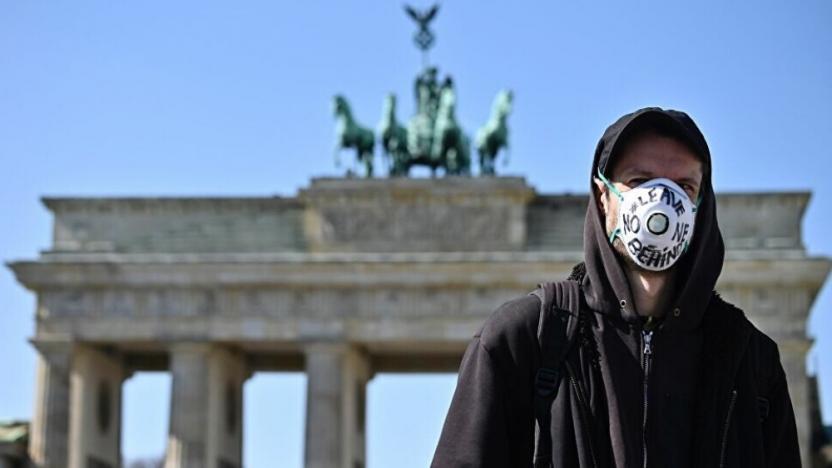 Almanya'da günlük Kovid-19 vaka sayısı 318 binle en yüksek seviyeye çıktı