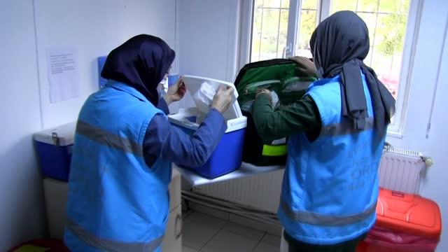 Ordu'da hasta ve yaşlıların üçüncü doz aşıları evlerinde uygulanıyor