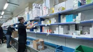 İstanbul'da ecza deposu ile eczanelerde ilaç denetimi yapıldı