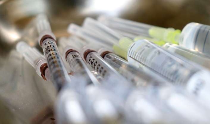 Uganda, 400 bin doz Kovid-19 aşısını imha edecek