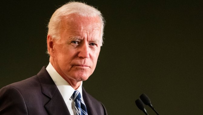 Anestezinin etkisinden çıkan Biden, yetkilerini Harris'ten devraldı