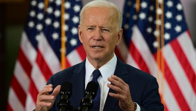 2021'de ABD Başkanı Biden'ın iç politika gündeminde "Kovid-19" ve "iklim değişikliği" vardı