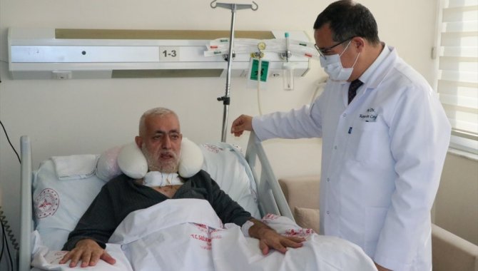 Daralan soluk borusu onarılan hasta günler sonra rahat nefes aldı