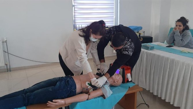 Pratisyen hekimlere yönelik "Doktor temel modül eğitimi" düzenlendi