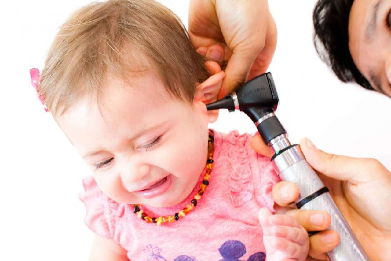 Ailelere "Çocuğunuzdaki kulak ağrısını ihmal etmeyin" uyarısı