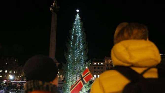 Norveç'te toplu Noel yemeğine katılan 120 kişide Omicron varyantına rastlandı