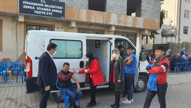 Şanlıurfa'da mobil ekiplerin aşı çalışmaları sürüyor