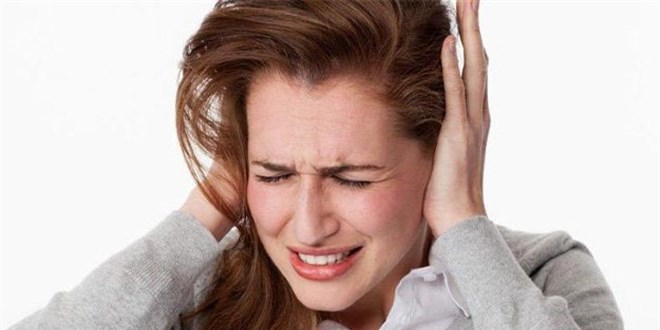 Yüksek ses işitme kaybına neden oluyor