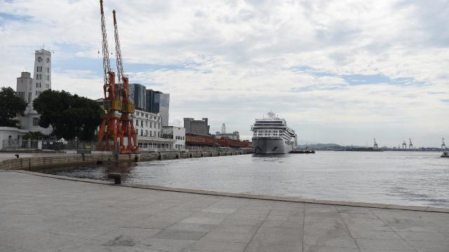 Brezilya'da Omicron varyantı nedeniyle yolcu gemilerinin faaliyetleri askıya alındı