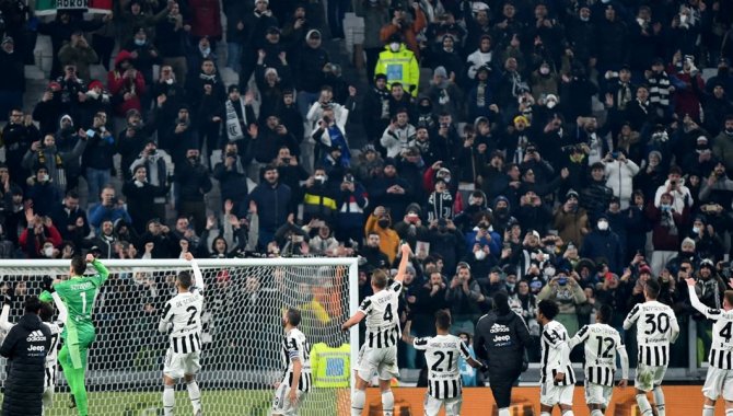 İtalya Serie A'da statlara ocak ayı sonuna kadar en fazla 5 bin kişi alınacak