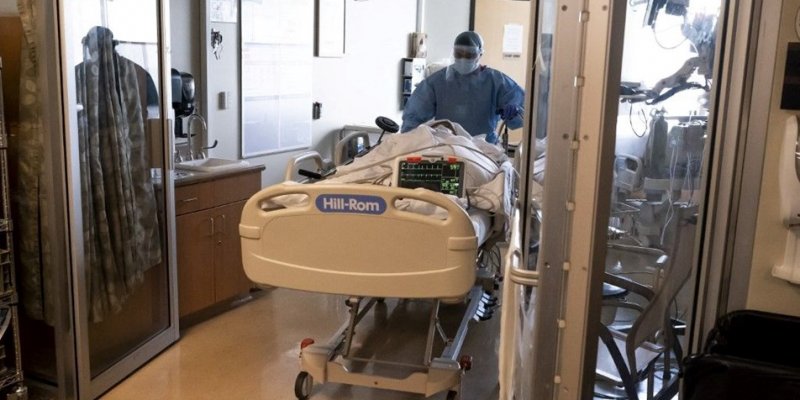 ABD'de Kovid-19'dan hastaneye yatışlar rekor seviyede