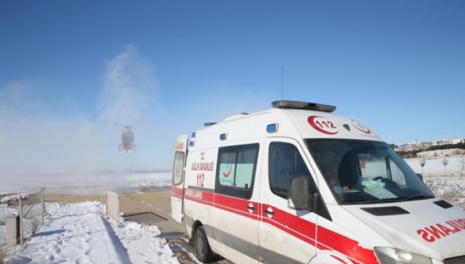 Diyarbakır'da ambulans helikopter 50 yaşındaki hasta için havalandı