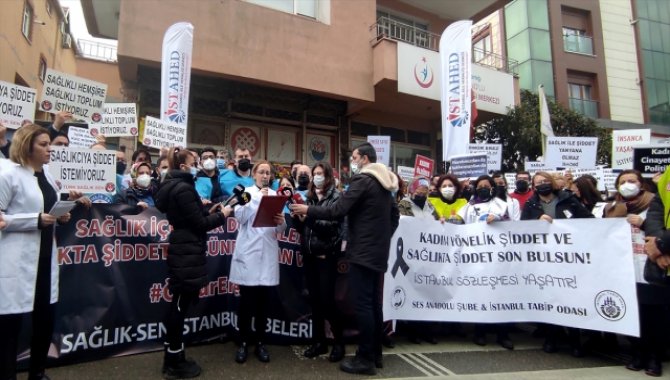 Sağlık çalışanları İstanbul'da öldürülen Ömür Hemşire için bir araya geldi