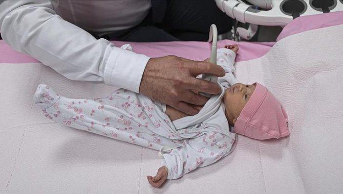 Sivas'ta 800 gram doğan Arya bebeğe kalp ameliyatı yapıldı