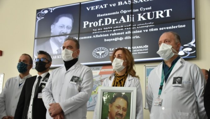 Erzurum'da görevli doktor Kovid-19'a bağlı organ yetmezliğinden vefat etti