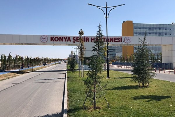 Konya Şehir Hastanesinde 3 sağlık çalışanı, hasta yakınlarınca darbedildi