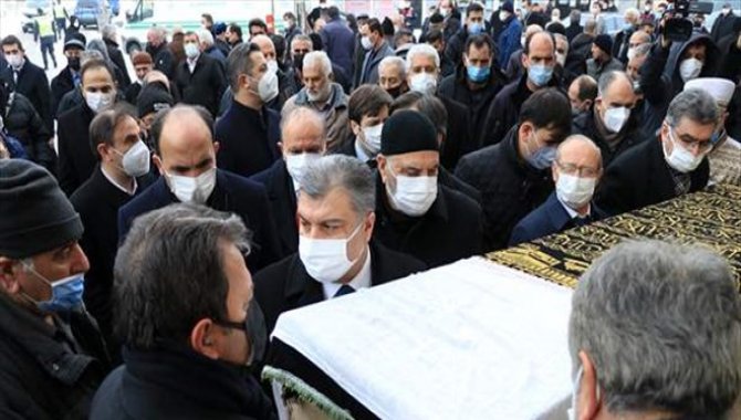 Sağlık Bakanı Koca'nın babaannesinin cenazesi, Konya'nın Kulu ilçesinde defnedildi