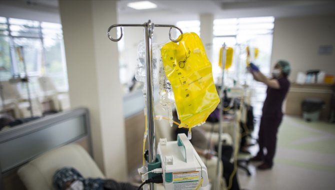 Kanser hastalarının tedavisi Kovid-19 sürecinde aksamadı