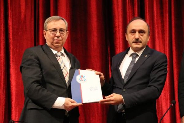 Öz Sağlık-İş, üyelerine 500 lira Kovid-19 ödemesi yapacak