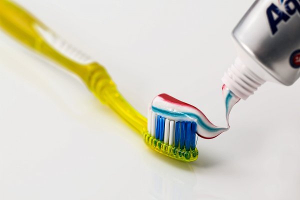 Diş Fırçası Ne Zaman Değiştirilmeli ? Diş Bakımı Nasıl Olmalı?