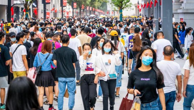 Çin'de son 24 saatte 4 bin 462, Hong Kong'da 278 Kovid-19 vakası tespit edildi