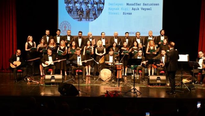 Sivas'ta sağlık çalışanlarından "14 Mart Tıp Bayramı" konseri
