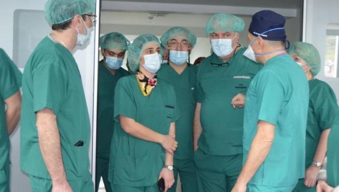 Gürcistan'dan gelen doktor heyeti Türk meslektaşlarının çalışmalarını inceledi