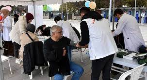 Kırıkkale'de "Genç Yeryüzü Doktorları" vatandaşları gönüllü muayene etti