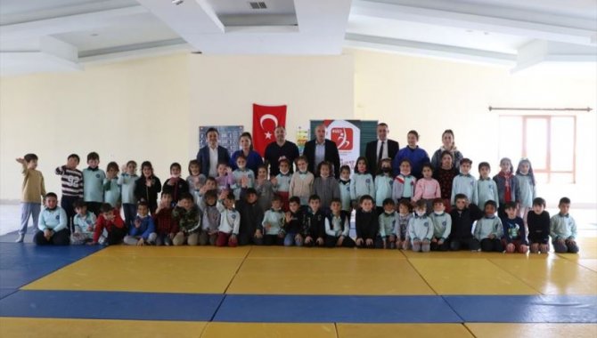 Antalya'da sağlık için spora teşvik projesi hayata geçirildi