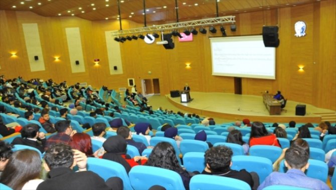 KAEÜ'de "Ramazanda sağlıklı beslenme önerileri" paneli düzenlendi